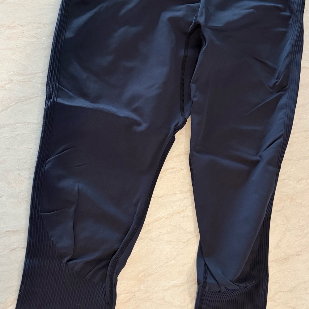 Peloton Seamless High Rise Leggings - “Ink” Color